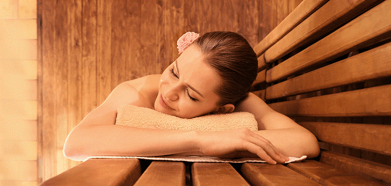 woman-relaxing-in-infrared-sauna%281%29.